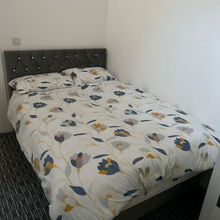Modern 1 Bed Apartment In Salford Manchester Eksteriør billede